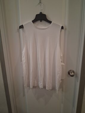 J. Jill White Relaxed Muscle Tank Size XL
